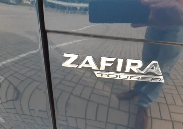 Opel Zafira cena 47800 przebieg: 209000, rok produkcji 2015 z Paczków małe 742
